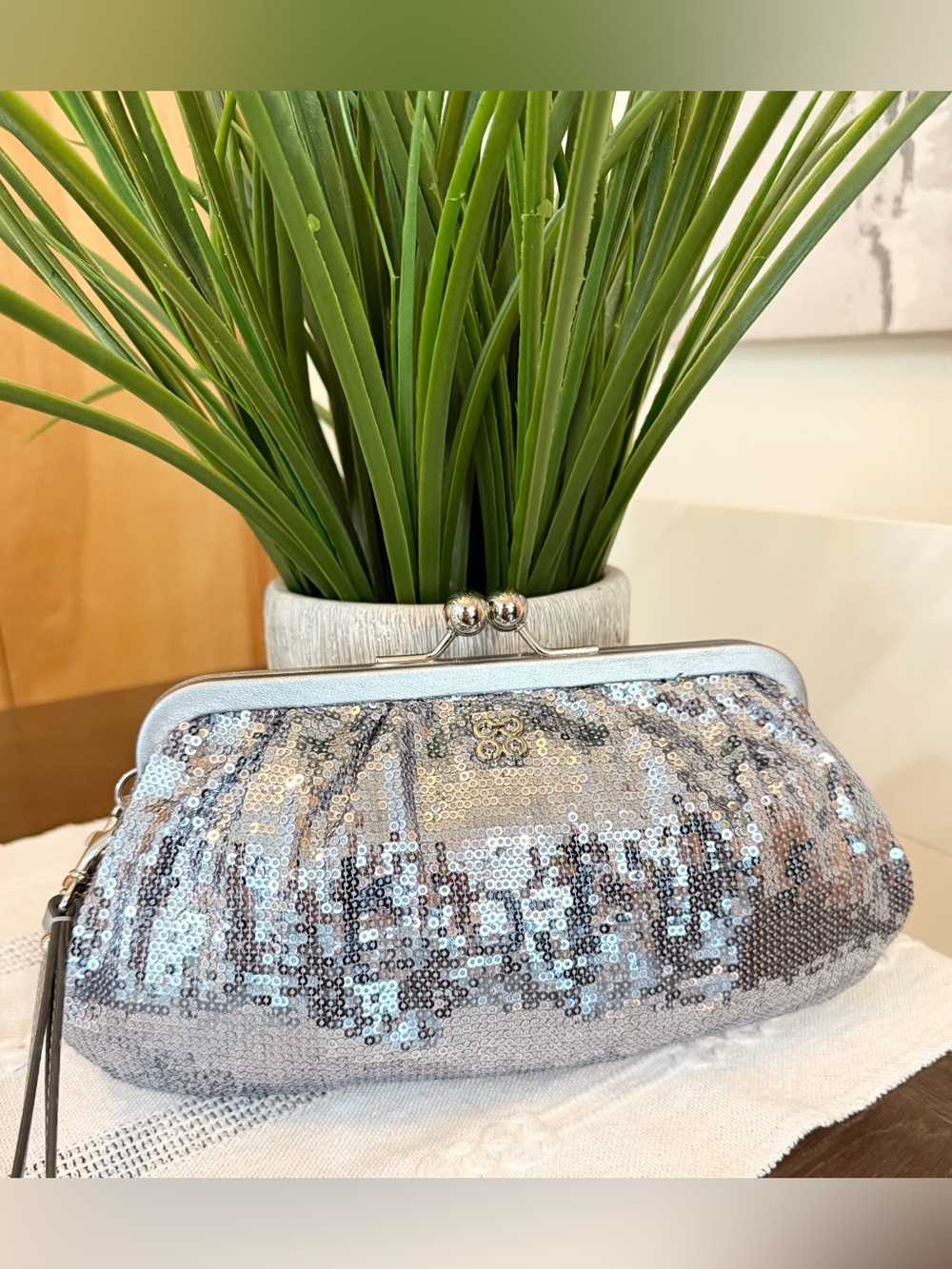 Coach Julia Ltd Edition Silver Sequin Kisslock Wristlet Clutch
